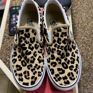 Cheetah print vans / size 9 / worn 3-4 times